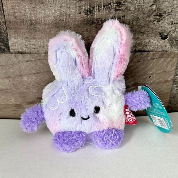 Petra the Peace Sign Mini BumBumz 4.5” New with Tags and Sticker, Plushie - Picture 3 of 3